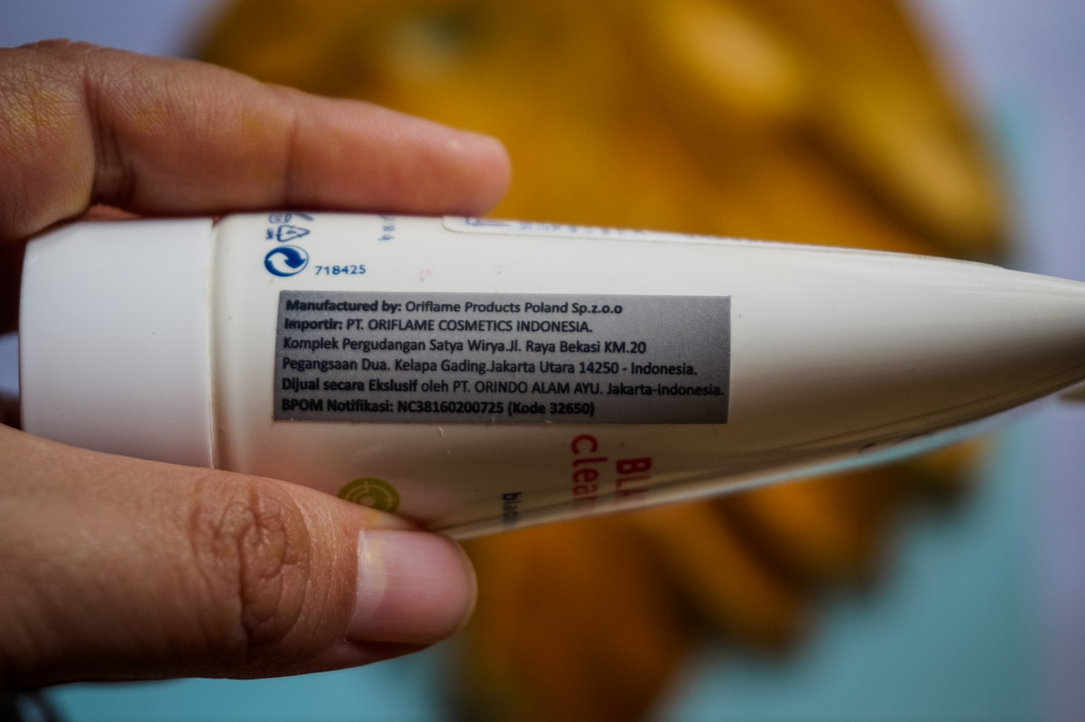 (Review) Oriflame Pure Skin Blackhead Clearing Mask Kotakwarna