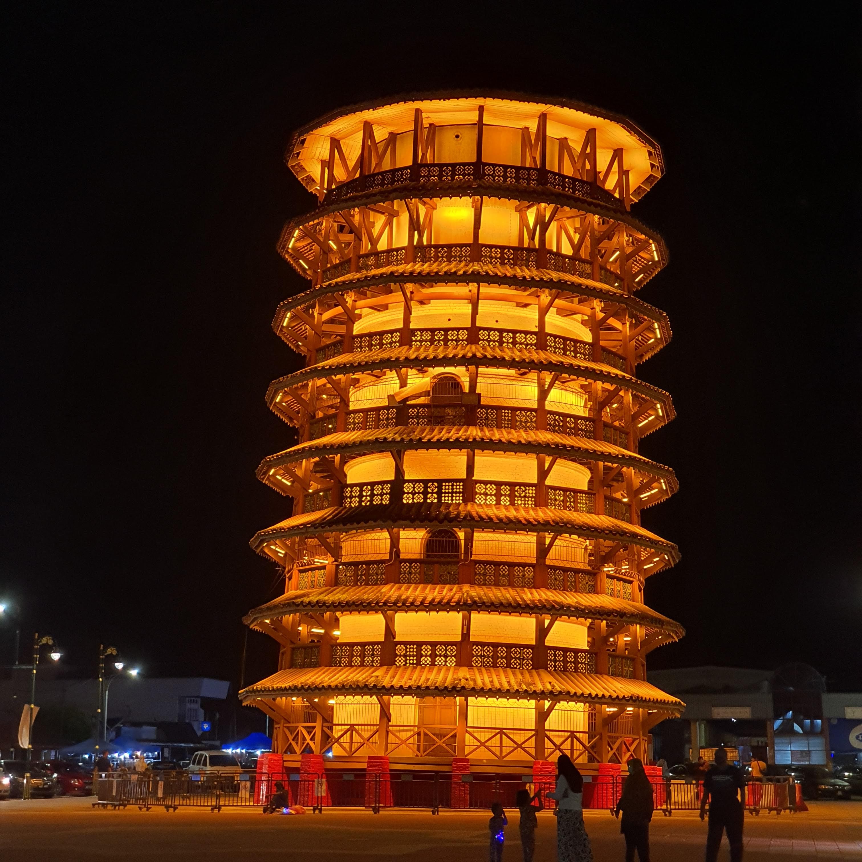 Menara Condong Teluk Intan