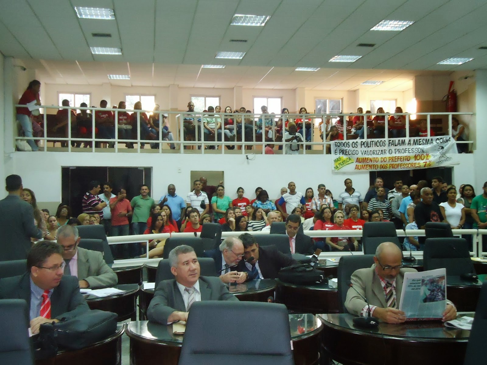 Blog do Ferreirinha Câmara Municipal de Nova Iguaçu tem sessões públicas toda terça, quarta e