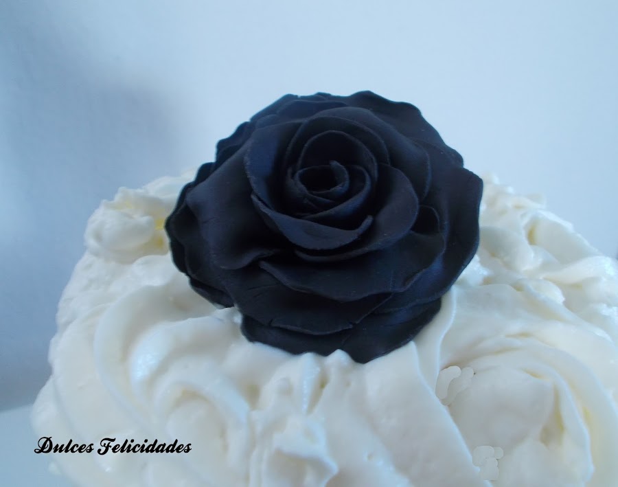 Tarta en blanco y negro