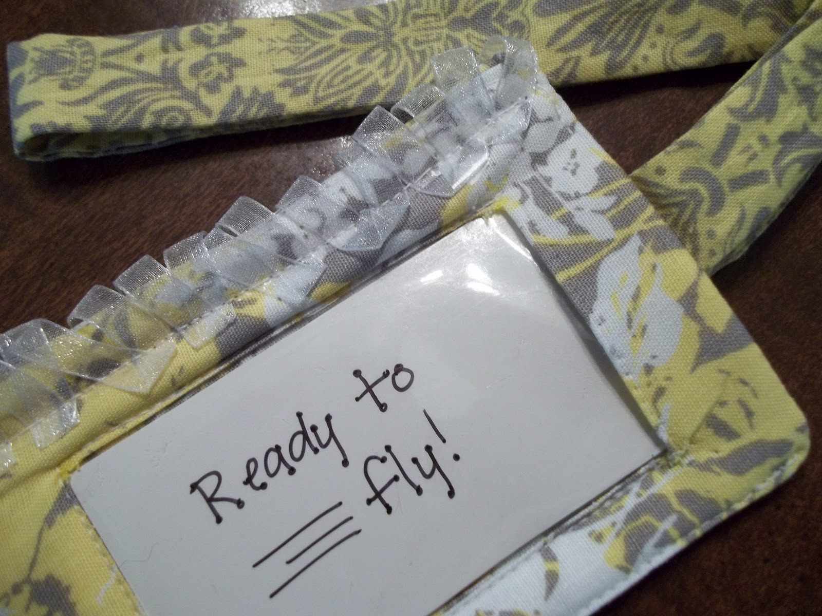 Cut, Craft, Create Fabric Luggage Tag Tutorial