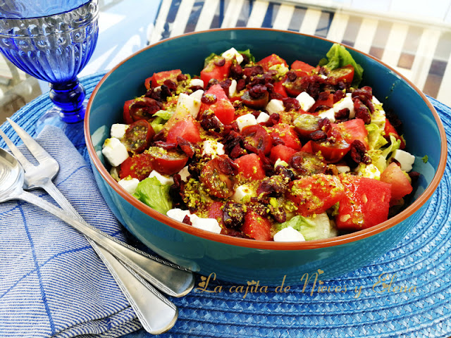 Ensalada de sandía y arándanos