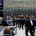 BRASIL / Reforma política aprovada na Câmara oficializa doação oculta de campanha