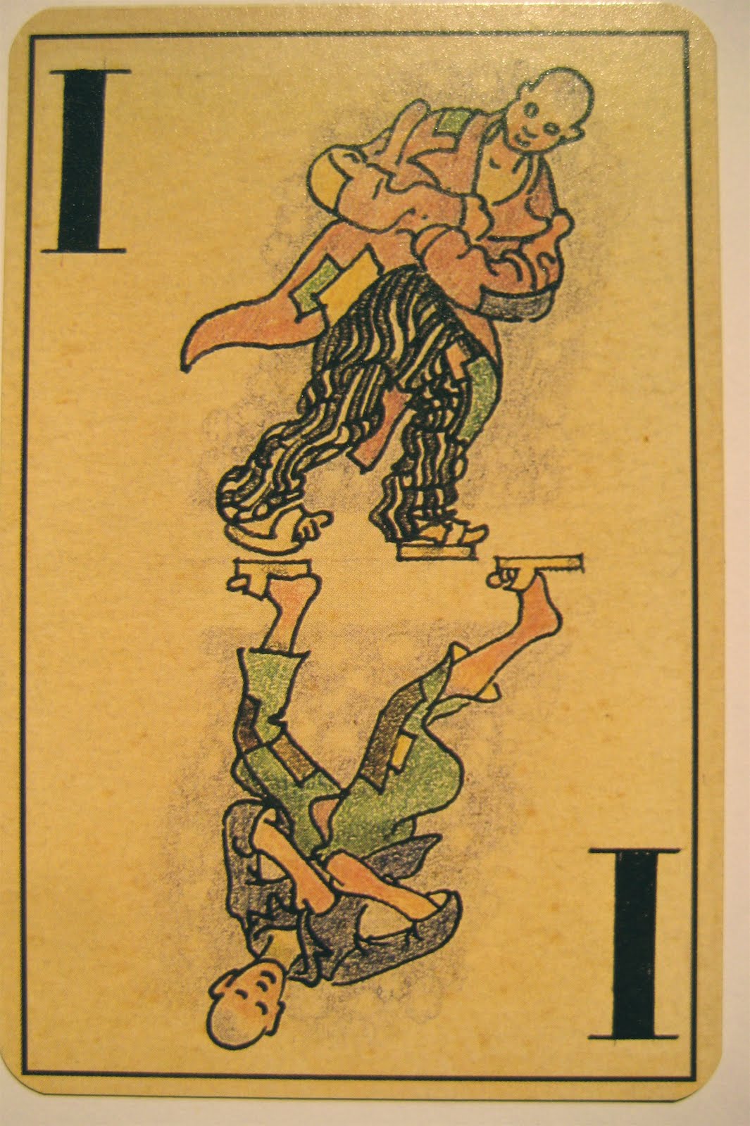 карты зоновские игральные. карты зеков. арестант с картами.