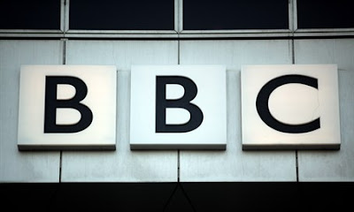 Un medicamento contra el cáncer que a tenido éxito en Israel Avance de drogas para tratamiento del cáncer israelí fue aprobada en tiempo récord por el Reino Unido. El informe de la BBC deja de lado la parte "made in Israel".