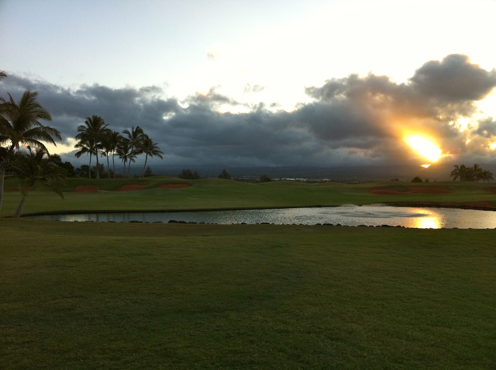 GREAT EATS HAWAII ROYAL KUNIA COUNTRY CLUB WAIPAHU, HAWAII