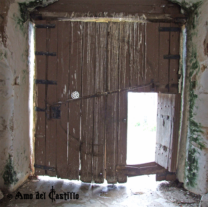 CASTRA IN LUSITANIA: PARTES DEL CASTILLO: TIPOS DE PUERTAS