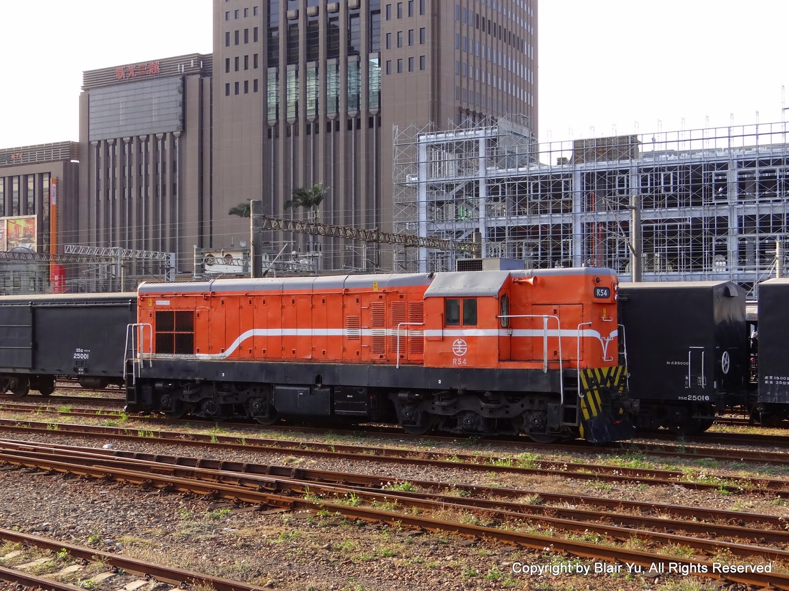 Blair's 鐵道攝影: R54柴電機車 / TRA R54 Diesel-electric Locomotive