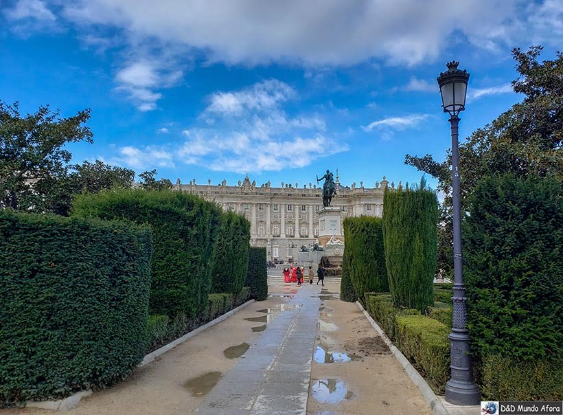 Plaza de Oriente 