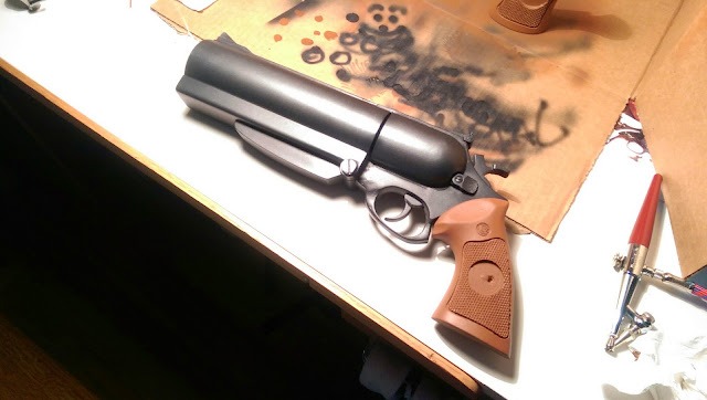 Blind Squirrel Props - Hellboy gun