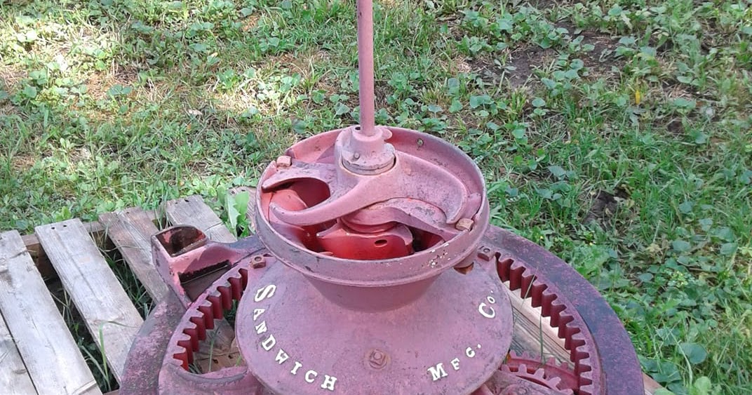 Industrial History A HorsePowered Ear Corn Grinder