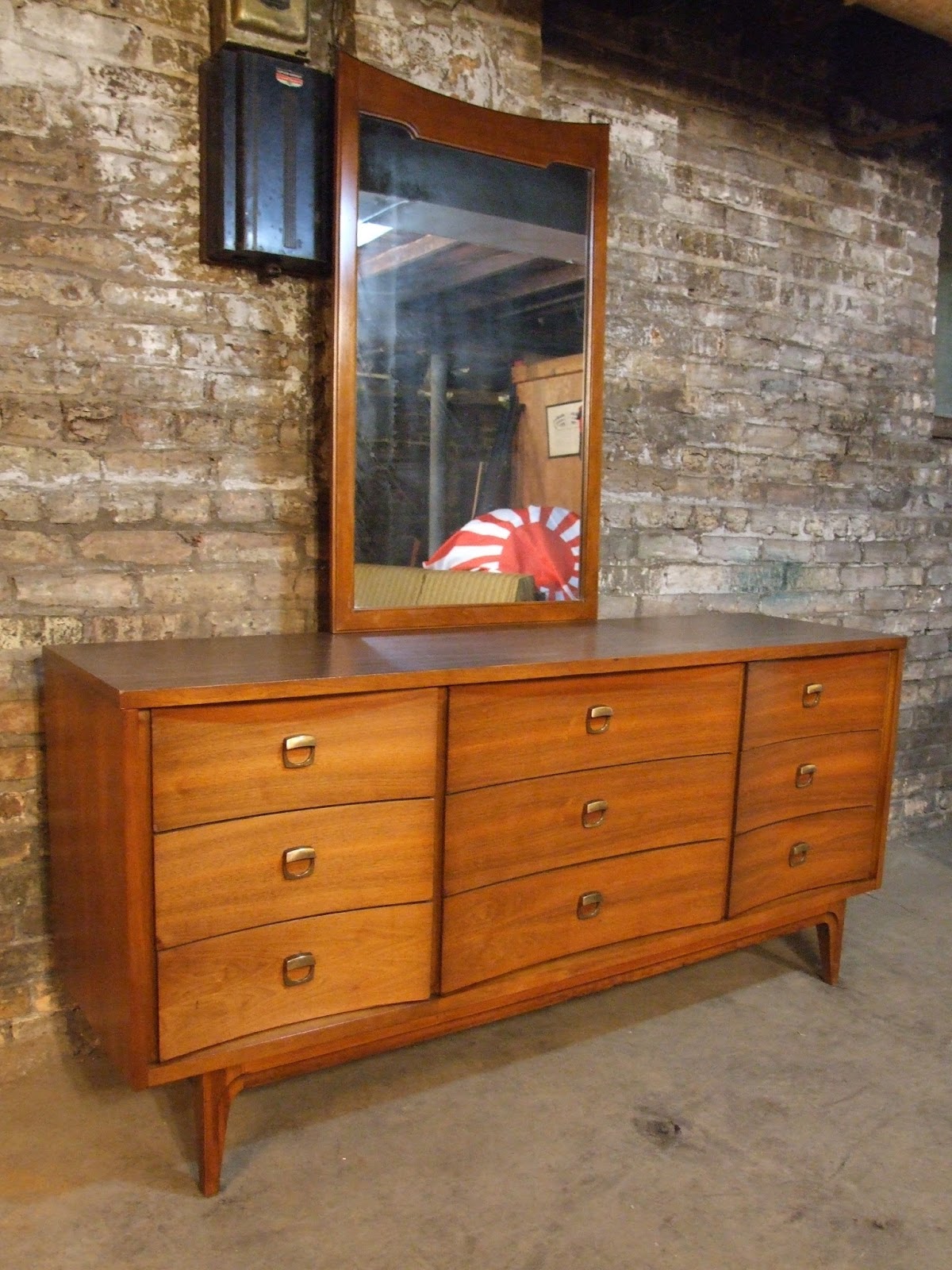Mid Century Chicago Johnson Carper Lowboy Dresser w/ Mirror