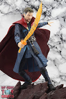 S.H. Figuarts Doctor Strange (Battle On Titan Edition) 44