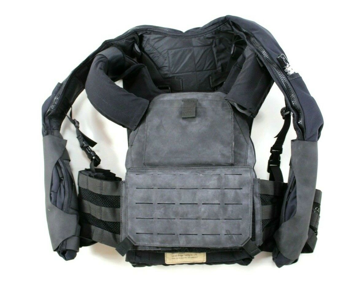 This listing is for an LBT 6094 maritime style plate carrier prototype with...