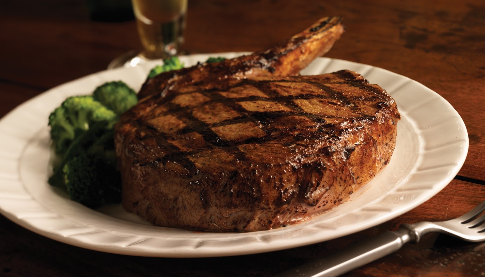 Out To Sea: Norwegian Cruise Line now offers certified Angus Beef brand ...