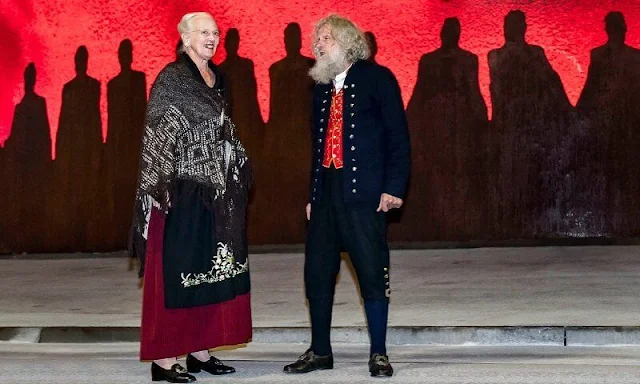 Queen visited the spinning mill Snældan, which is the only spinning mill in the Faroe Islands