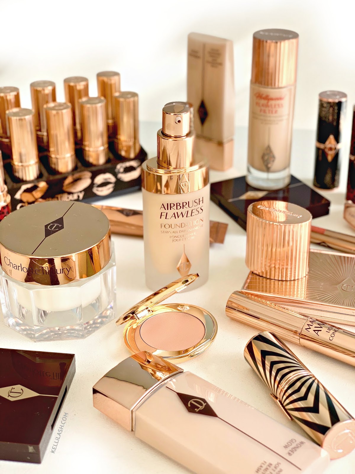 Charlotte Tilbury • Airbrush Flawless Foundation & Magic Vanish