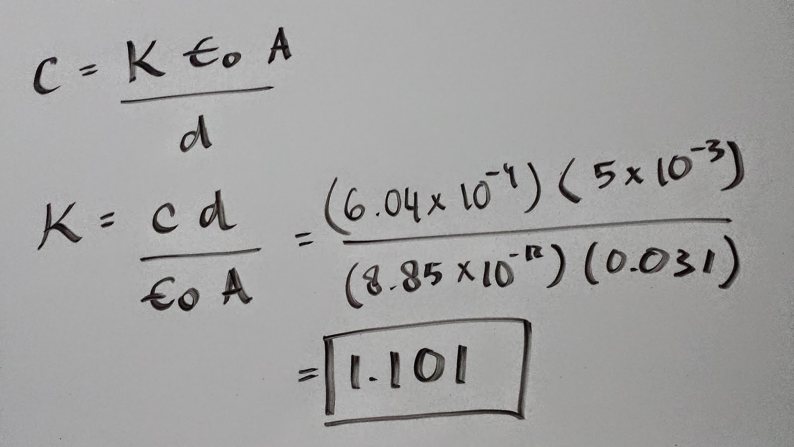 Electronics 10 bchiu 4/21/2014 Experiments Capacitor in Series