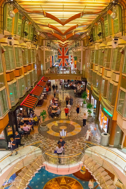 The Royal Promenade Independence of the Seas