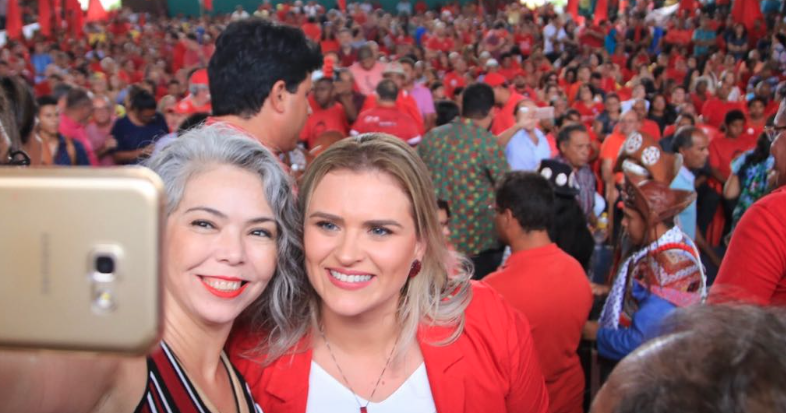 Professora Liana Cirne anuncia pré-candidatura a deputada federal pelo PT