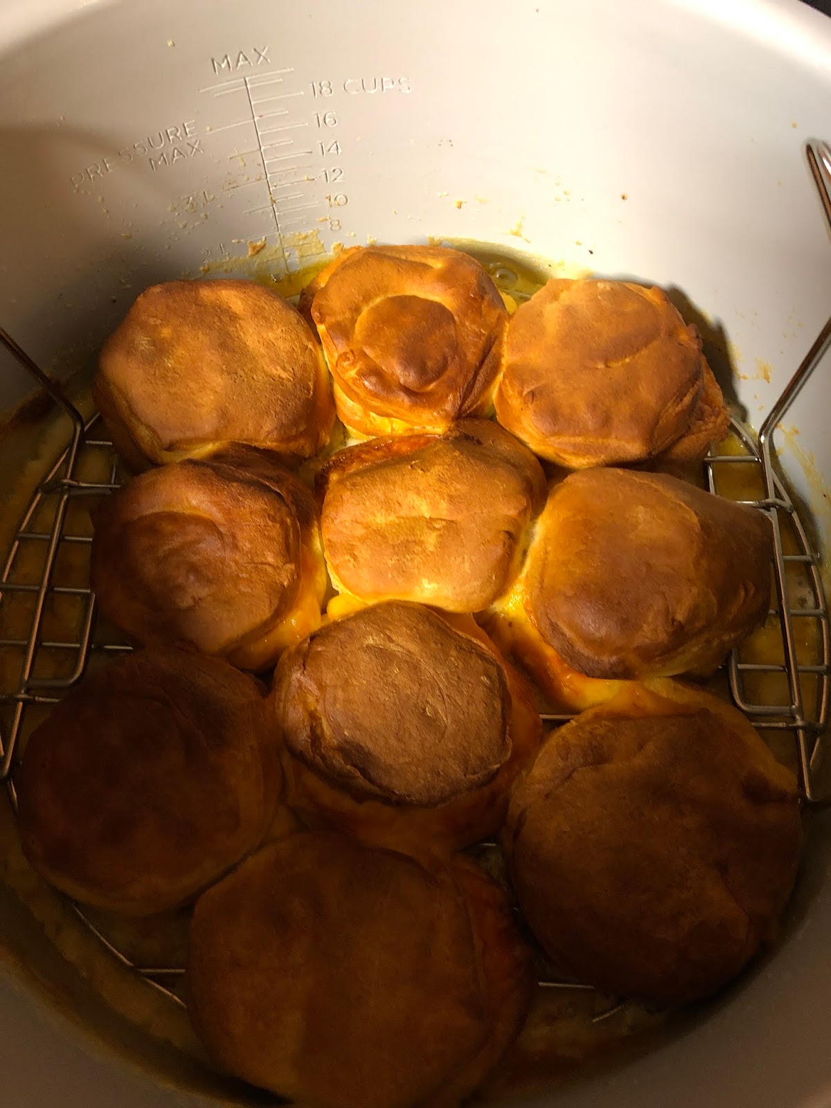 Crafters Can Cook Biscuits and Sausage Gravy Ninja Foodi Style