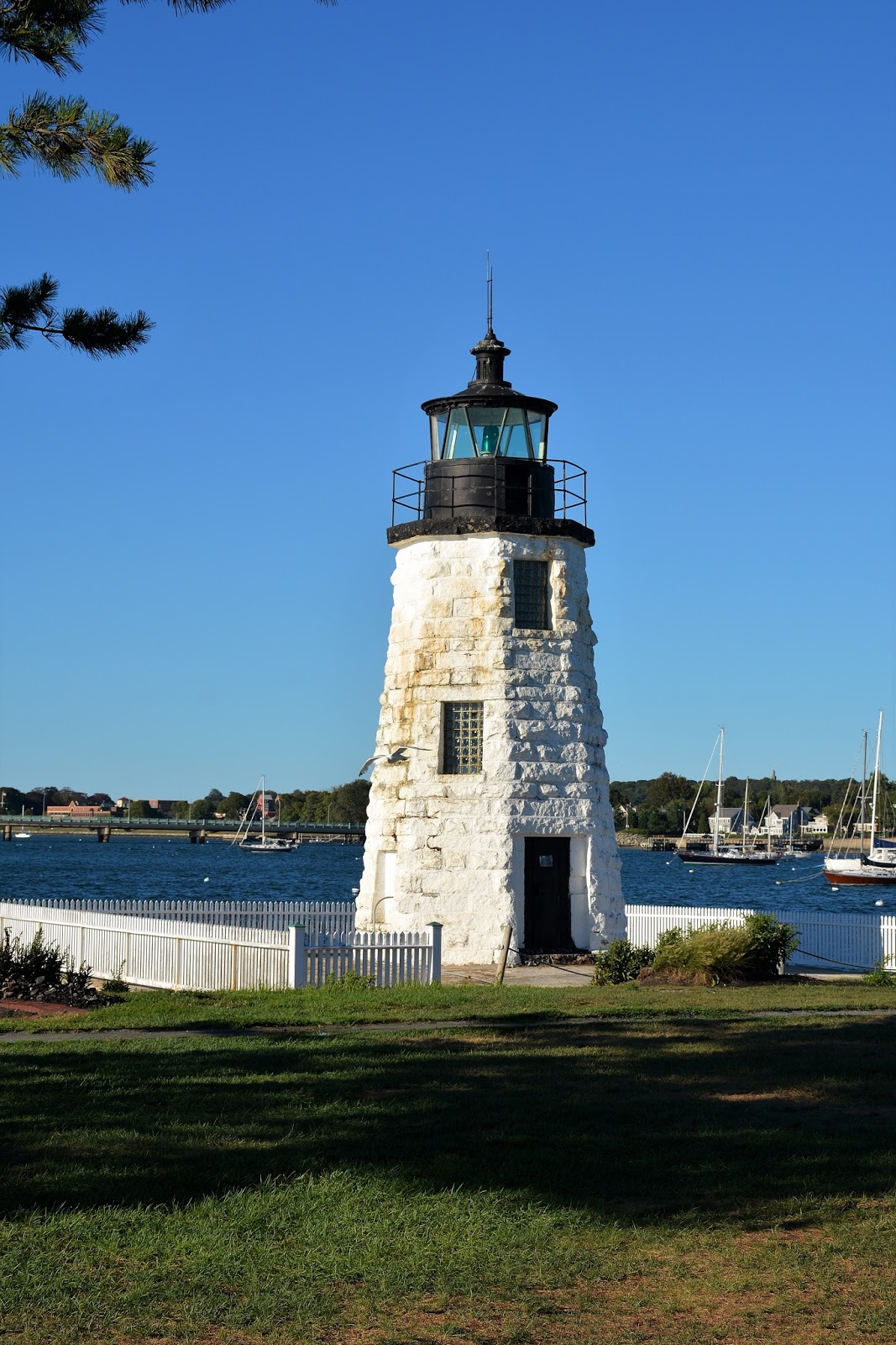 WCLIGHTHOUSES NEWPORT HARBOR LIGHTHOUSENEWPORT, RHODE ISLAND