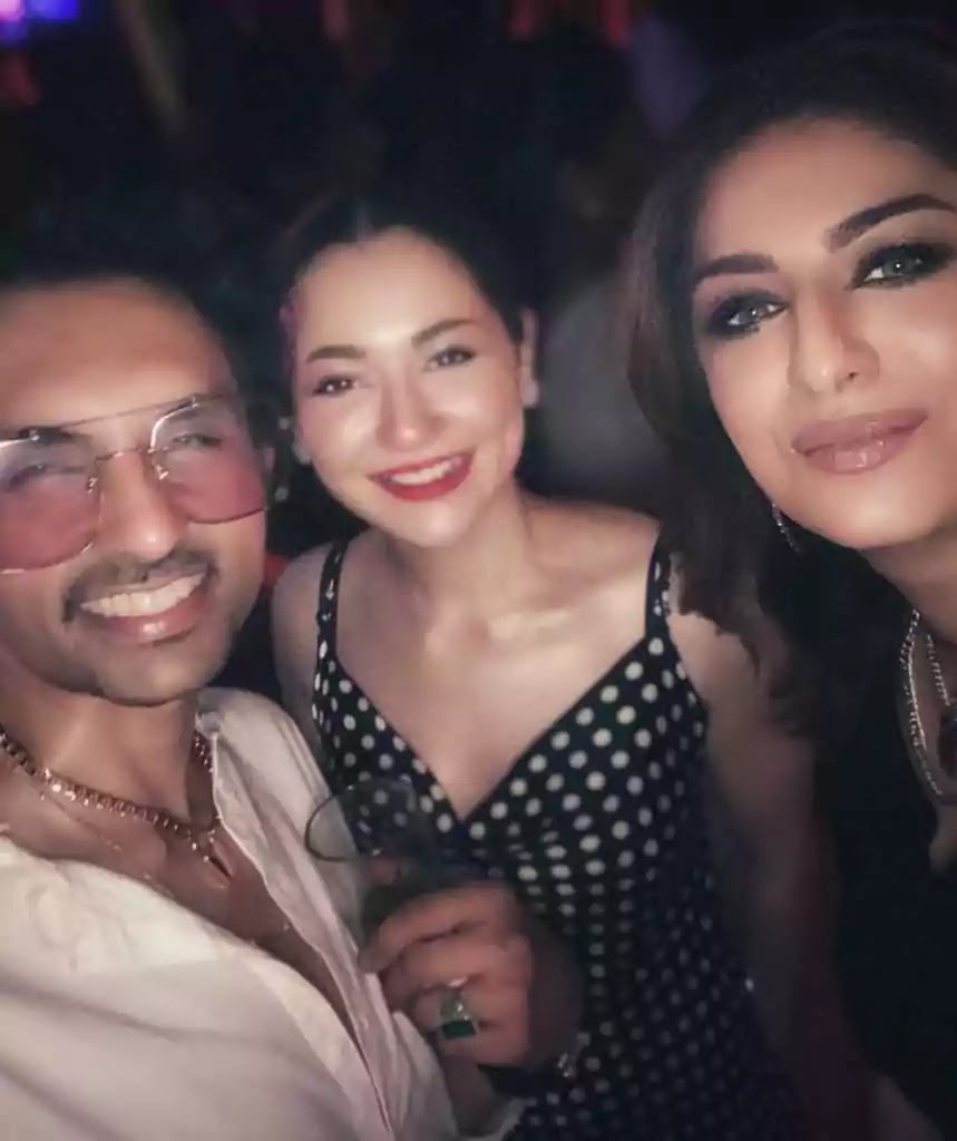 Hania Amir Last Night On Party Enjoy Clicks With School Friends