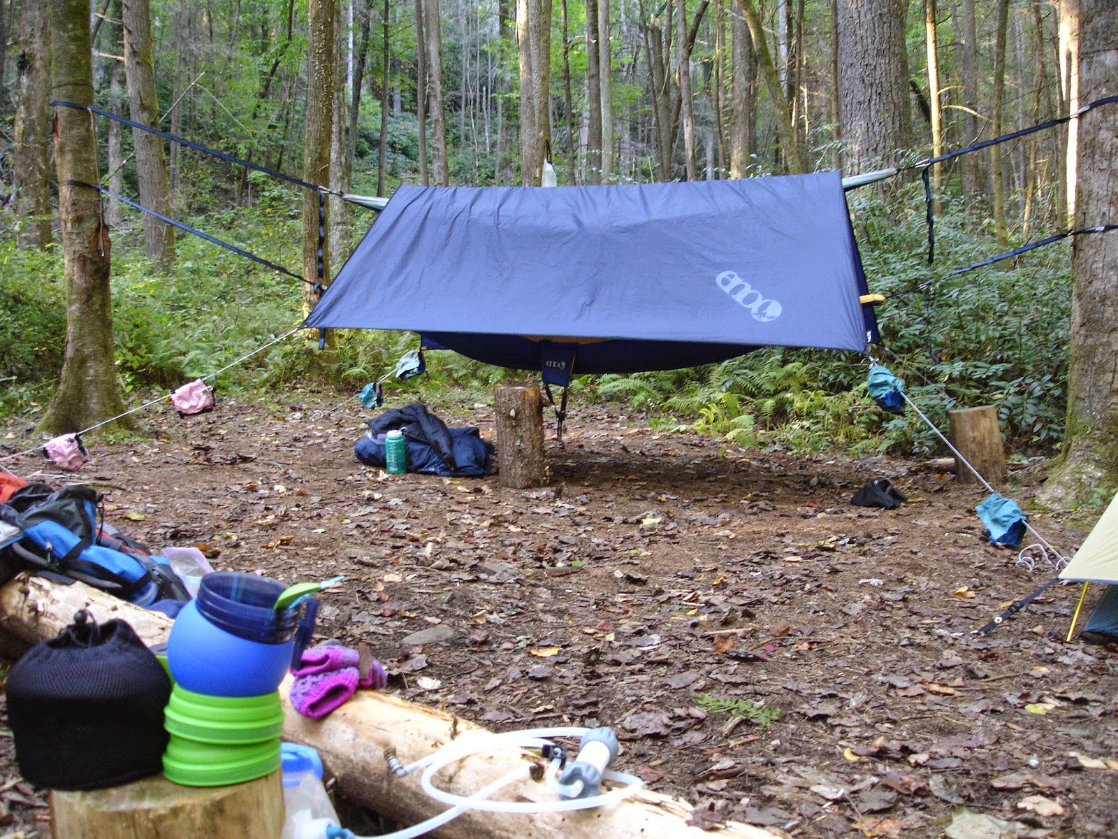 Hammock Foothills Trail Camping Six-Person Elevated Cabin In The