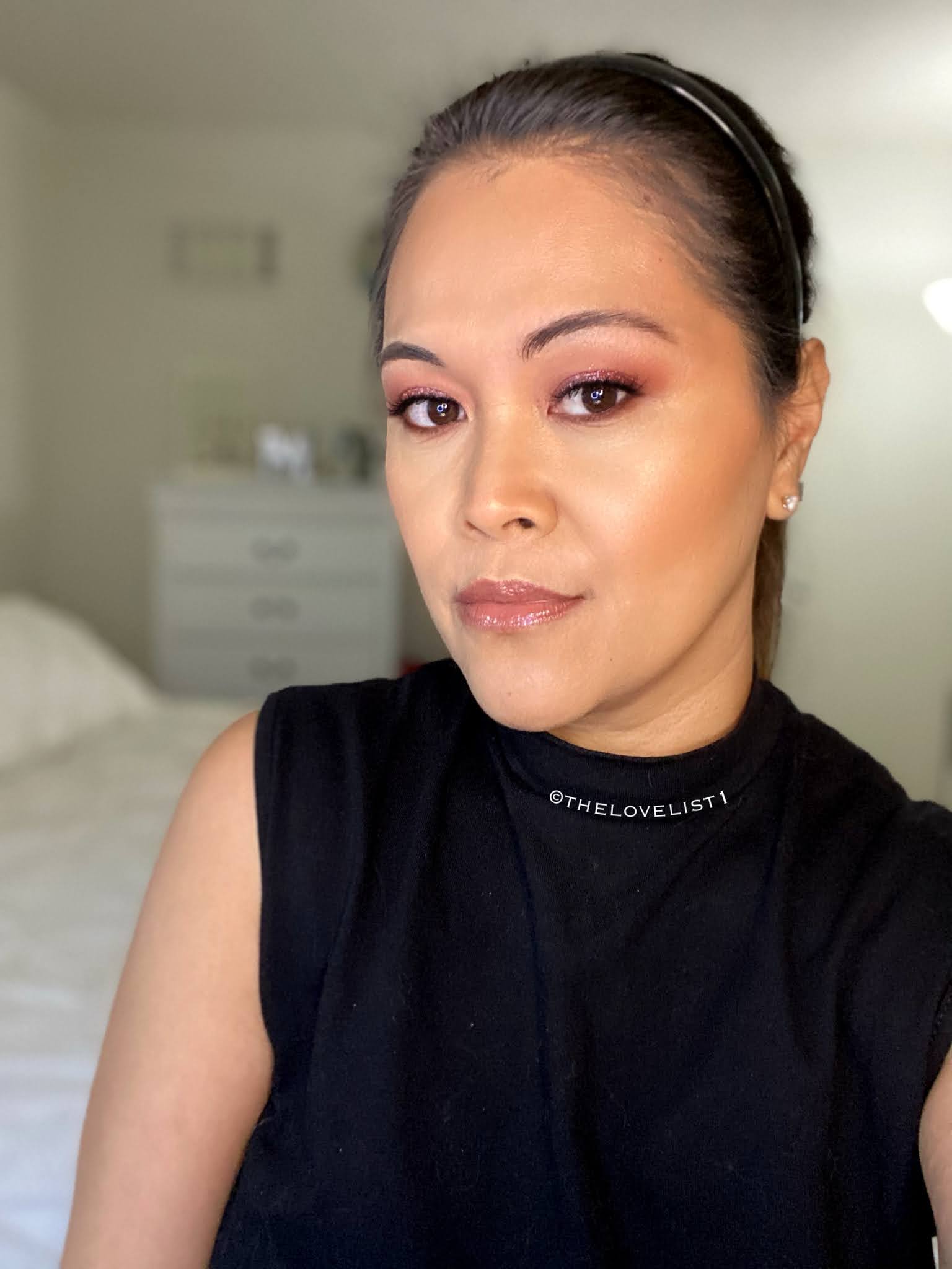 Product Review  Jaclyn Cosmetics Accent Light Highlighter Palette