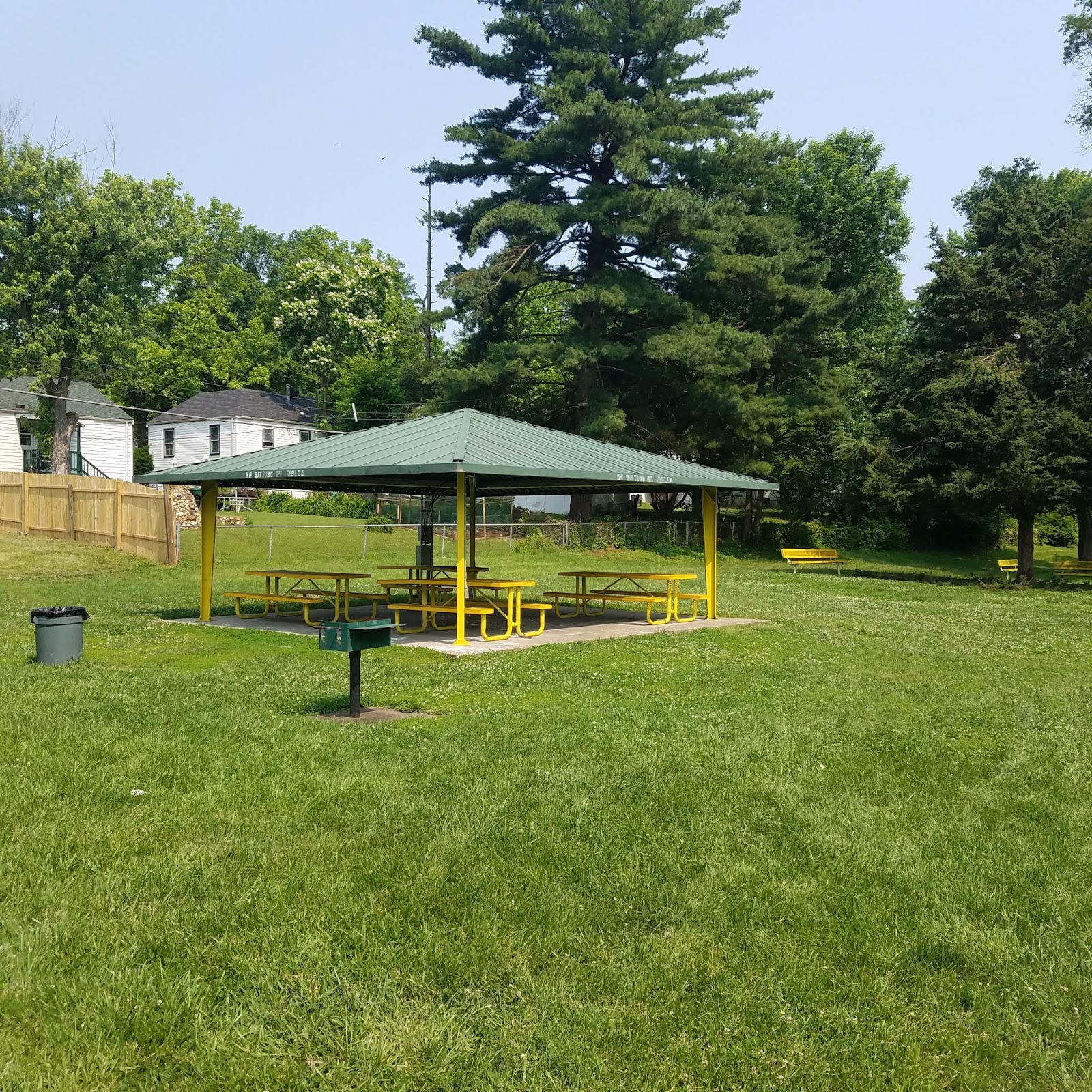 Play St. Louis Mildred M. Davis Memorial Park, Hanley Hills