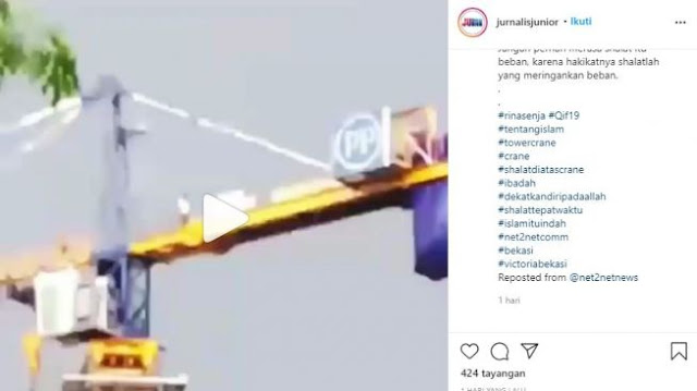 Viral Video Pekerja Proyek Salat di Atas Crane, Begini Reaksi Warganet