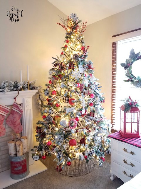 Our Hopeful Home: Flocked Farmhouse Christmas Tree