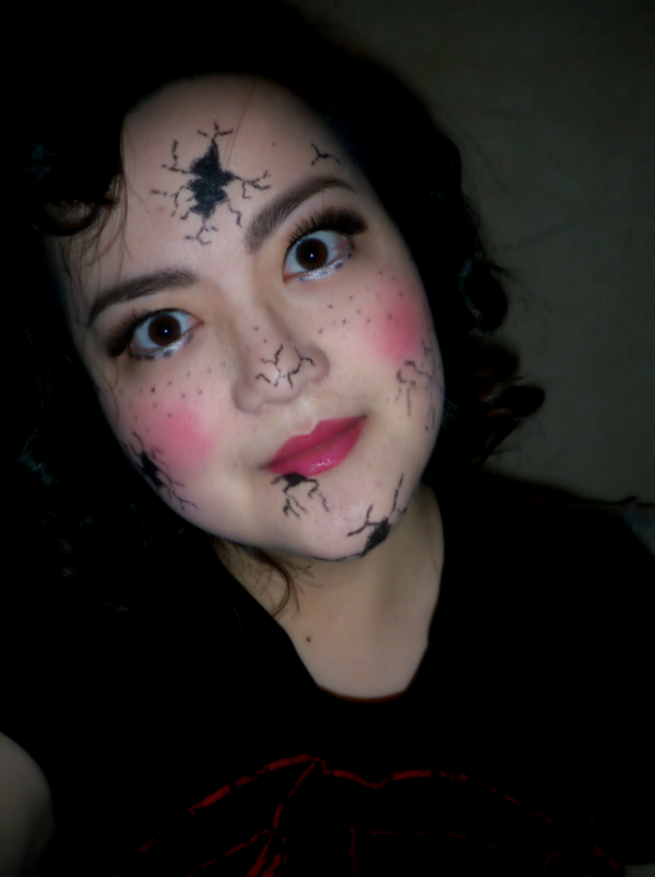 cracked doll makeup tutorial urban decay cracked doll makeup tutorial urban decay