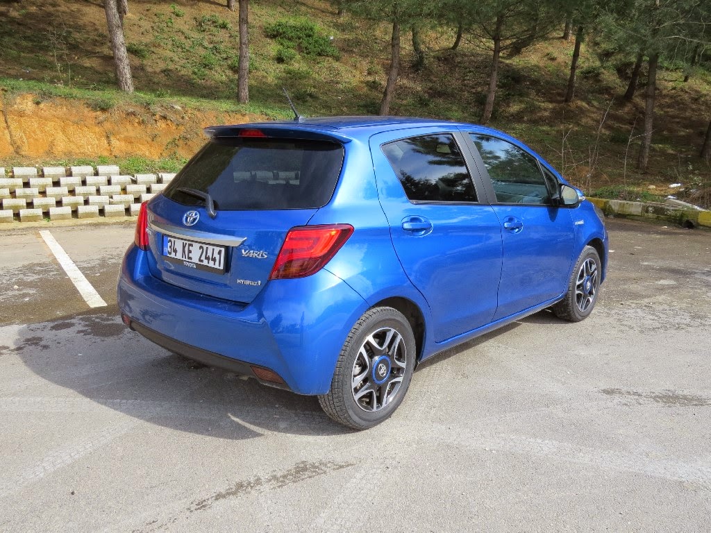 Toyota Yaris 1 5