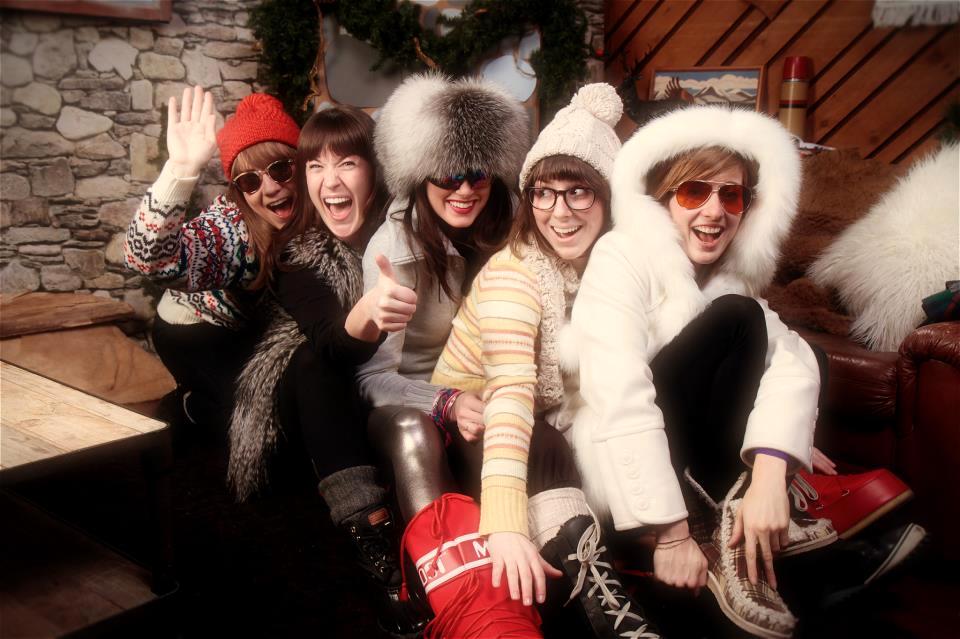 Ski Chalet Apres Ski Themed Party Outfit 80s Ski Online Lodge Attire