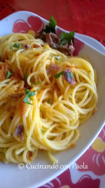 spaghetti con alici e bottarga