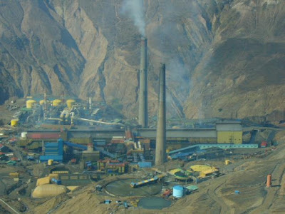 Thesis in essay examples picture