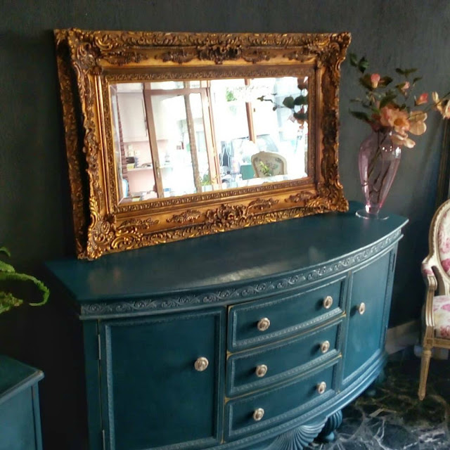 Αφιέρωμα: Μπουφές! Αρκούδα καφέ ... "τρέχα και βάψε" τον ξύλινο μπουφέ 23 Annie Sloan Greece