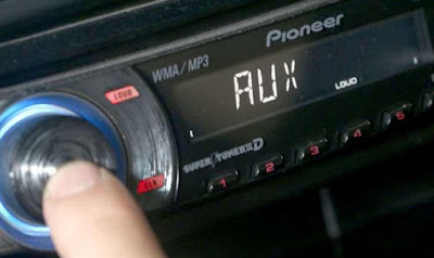 how to connect iphone using aux cable to car stereo