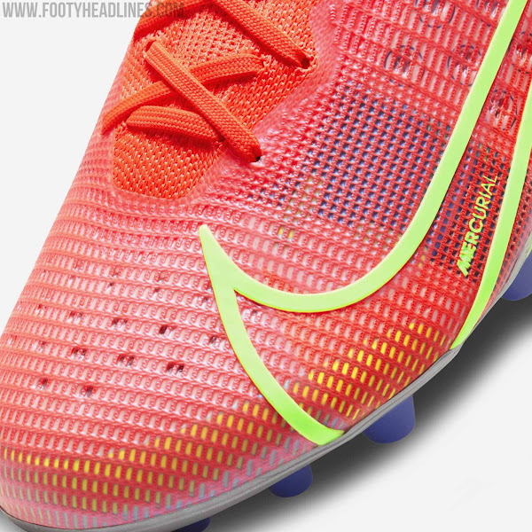 nike mercurial superfly size 4