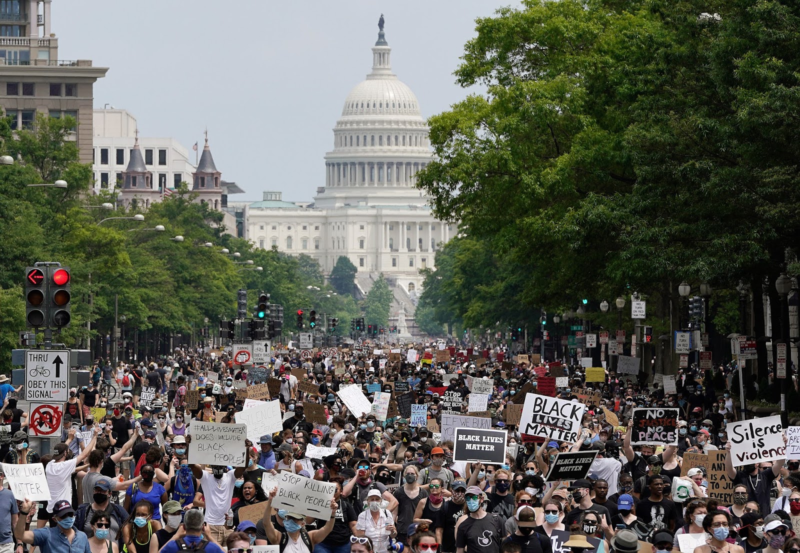 Tens Of Thousands Of Protesters Flood Washington Dc And Streets Near White House As The Largest