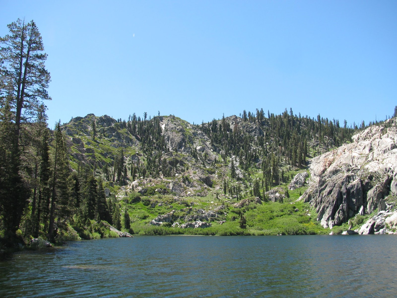 Weekend Wanderluster Lakes Basin (Plumas County, California)
