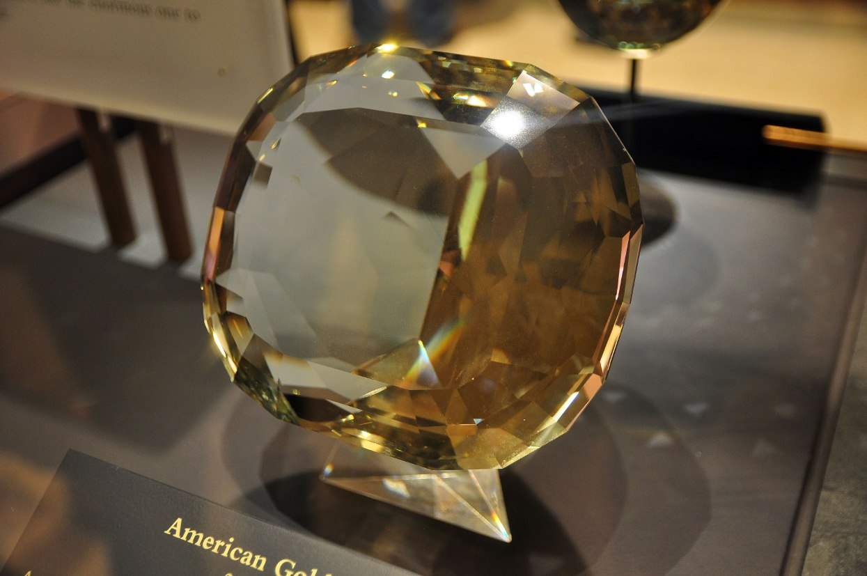 The Largest Faceted Gemstones in the World | Geology In