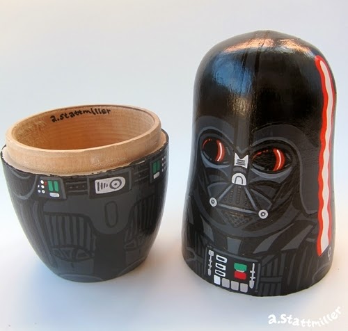 04-Darthvader3-Matreshka-Matryoshka-Andy-Stattmiller-Nesting-Dolls-www-designstack-co