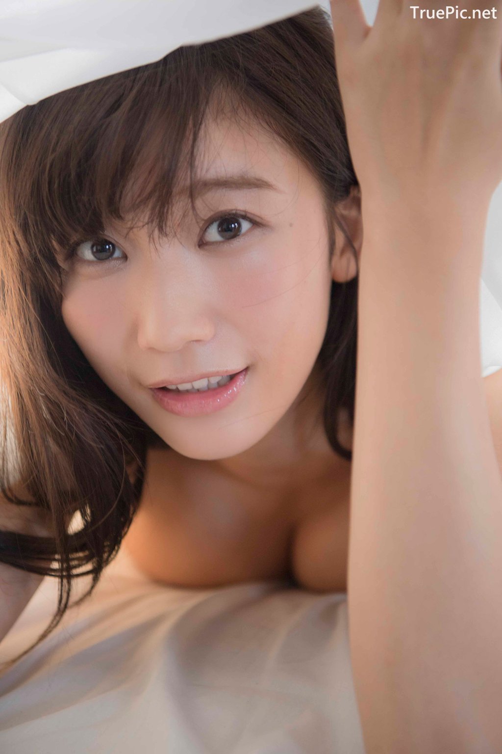 Image-Japanese-Gravure-Idol-Yuka-Ogura-Perfect-Body-On-Digital-Photobook-TruePic.net- Picture-84