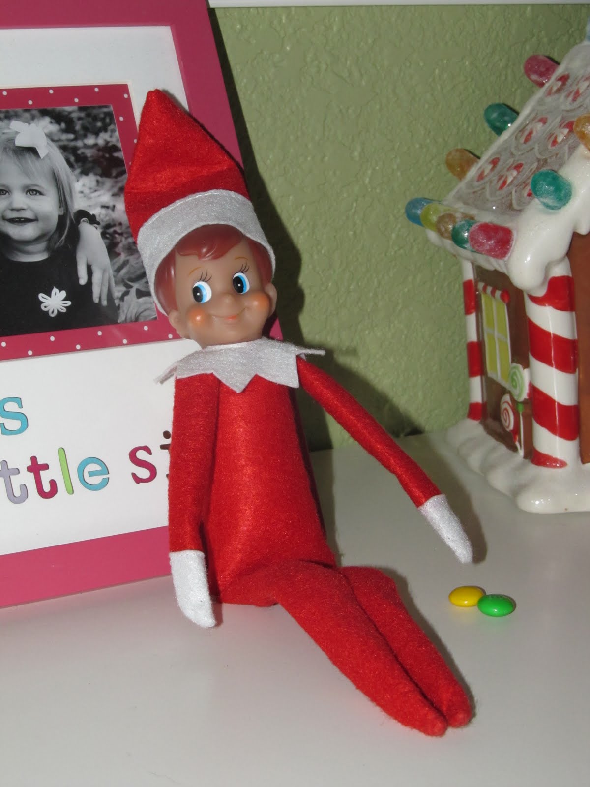 A Peek at the Pachecos: Meet Buddy the Elf!