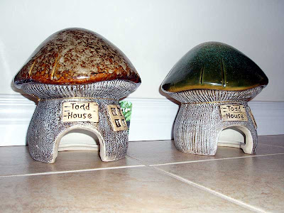  Toadstool-shaped toad houses.