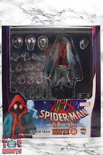 MAFEX Spider-Man (Miles Morales) Box 01