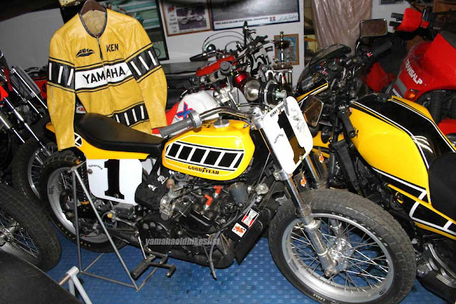 Yamaha TZ750 The OLD Tough Fighter