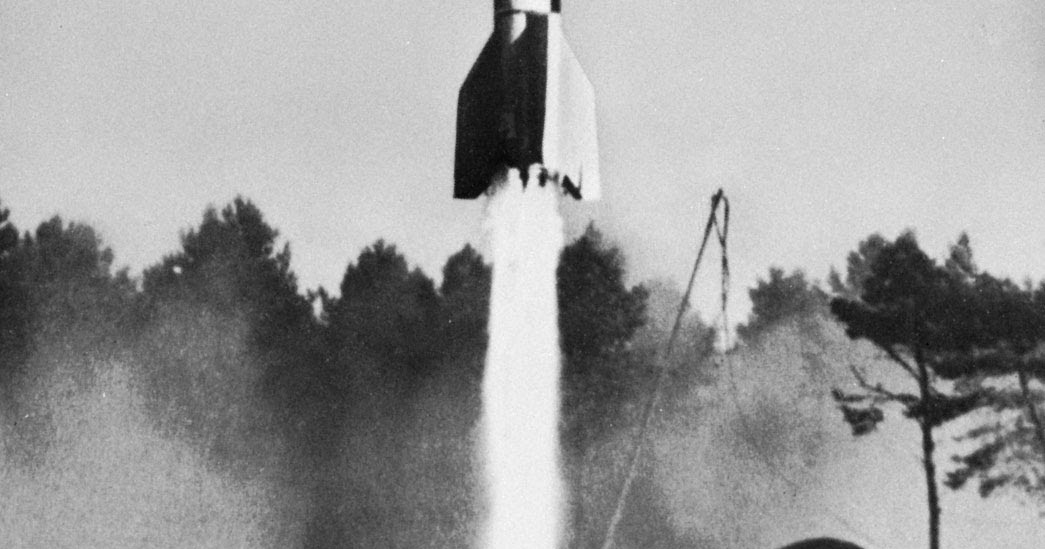 р-7 ракета ссср. передвижной ракетный комплекс фау-2. межконтинентальная баллистическая ракета ссср 1957. ракета р7 королев. первая ракета в мире.